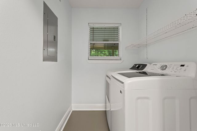 264 Washington Street, Bay Saint Louis, MS 39520