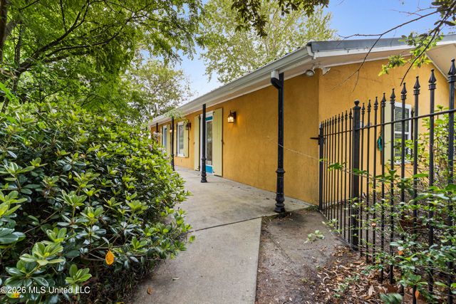 264 Washington Street, Bay Saint Louis, MS 39520