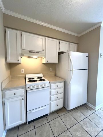 6144 Heath Ridge Court D, Charlotte, NC 28210