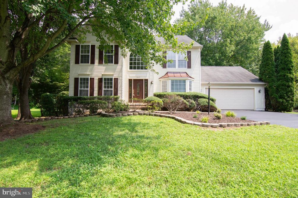 13017 CHAMPLAIN DR, Manassas, VA 20112