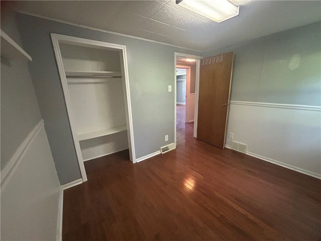 1686 Harbor Edinburg Rd, Union Twp, PA 16116