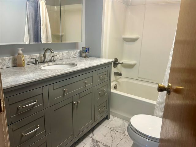 1686 Harbor Edinburg Rd, Union Twp, PA 16116