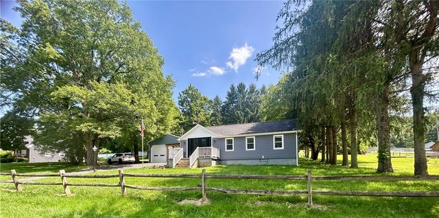 1686 Harbor Edinburg Rd, Union Twp, PA 16116
