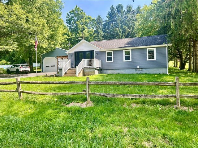 1686 Harbor Edinburg Rd, Union Twp, PA 16116