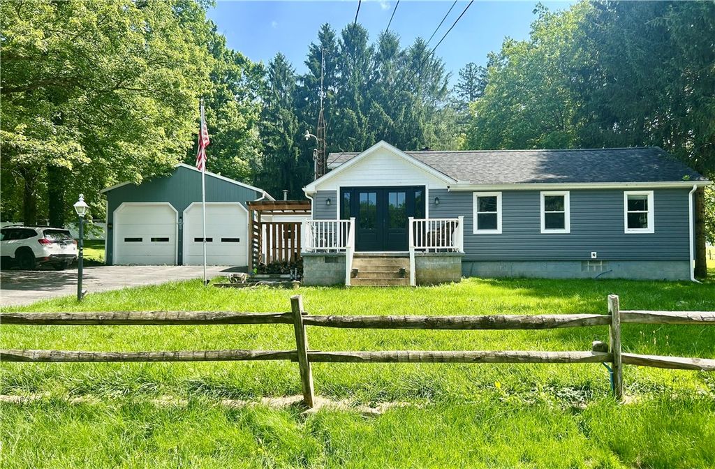 1686 Harbor Edinburg Rd, Union Twp, PA 16116