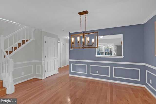 20888 SANDSTONE SQ, Sterling, VA 20165