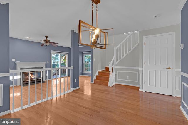 20888 SANDSTONE SQ, Sterling, VA 20165