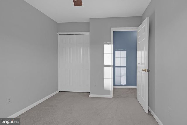 20888 SANDSTONE SQ, Sterling, VA 20165