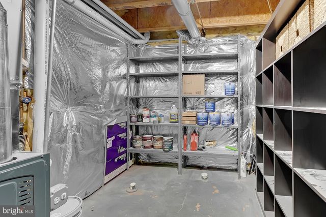 20888 SANDSTONE SQ, Sterling, VA 20165