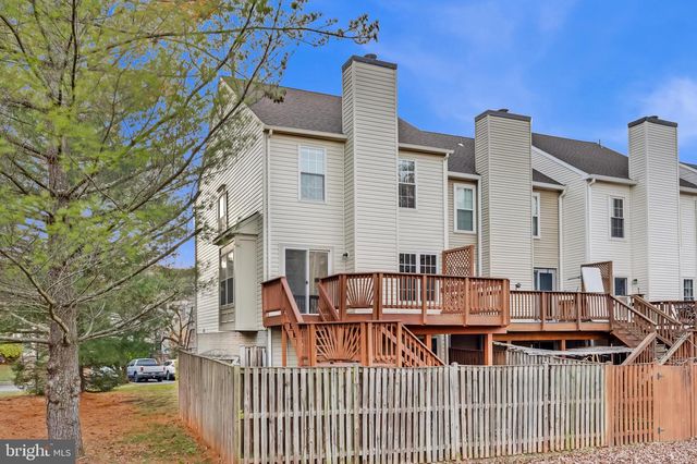 20888 SANDSTONE SQ, Sterling, VA 20165