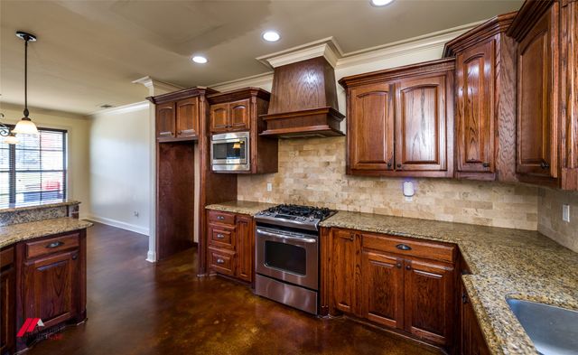 605 Lukes Landing, Bossier City, LA 71112