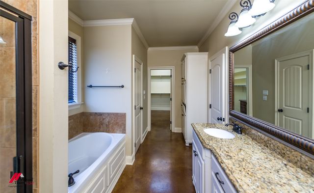 605 Lukes Landing, Bossier City, LA 71112