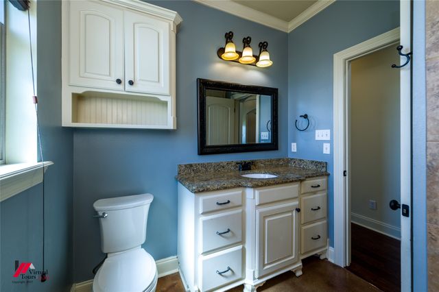 605 Lukes Landing, Bossier City, LA 71112