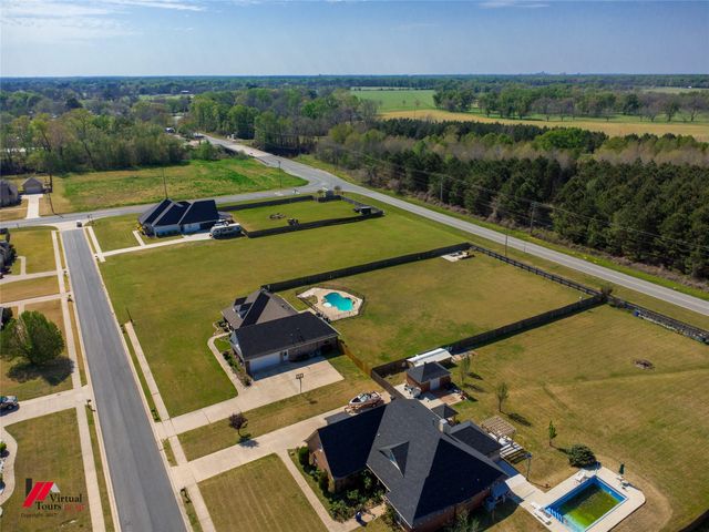 605 Lukes Landing, Bossier City, LA 71112