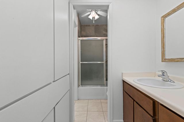 9668 Westview Drive 2, Houston, TX 77055