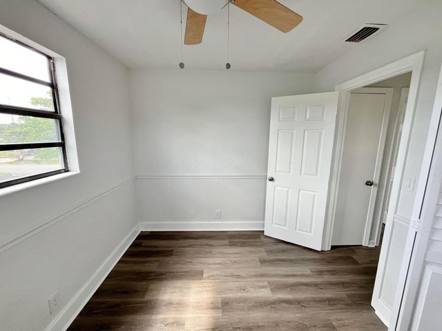 5163 Marion Place, West Palm Beach, FL 33407