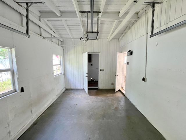 5163 Marion Place, West Palm Beach, FL 33407