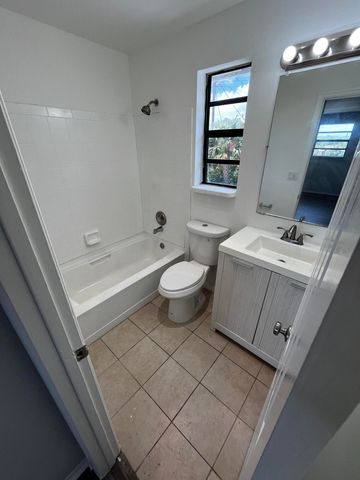 5163 Marion Place, West Palm Beach, FL 33407