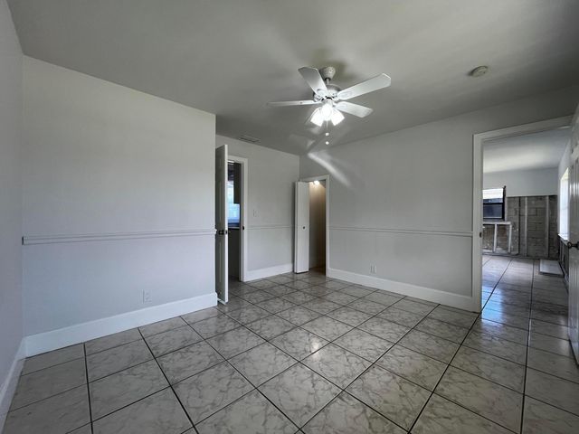 5163 Marion Place, West Palm Beach, FL 33407