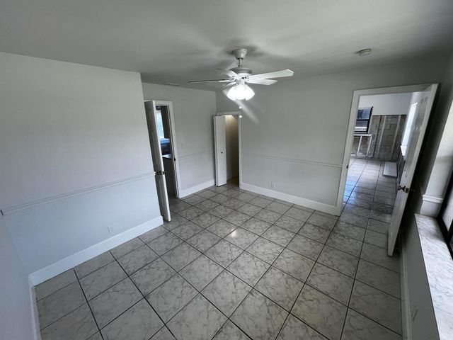 5163 Marion Place, West Palm Beach, FL 33407