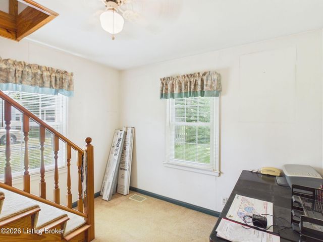 6206 Beulah Church Rd, Louisville, KY 40228