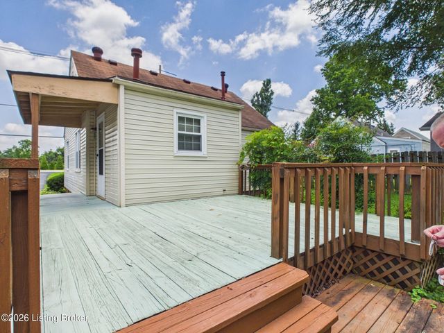 6206 Beulah Church Rd, Louisville, KY 40228