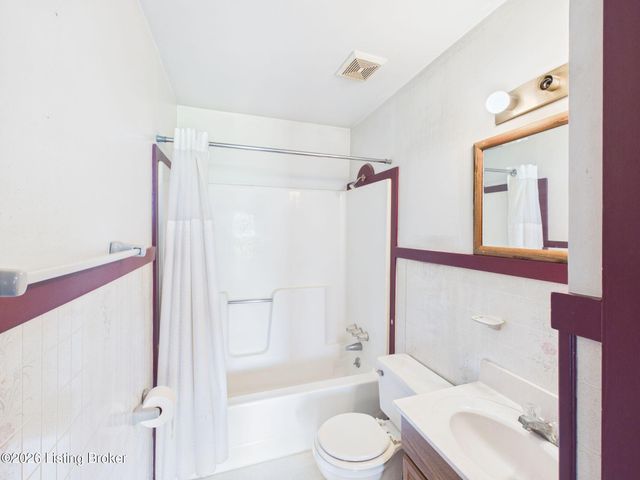 6206 Beulah Church Rd, Louisville, KY 40228