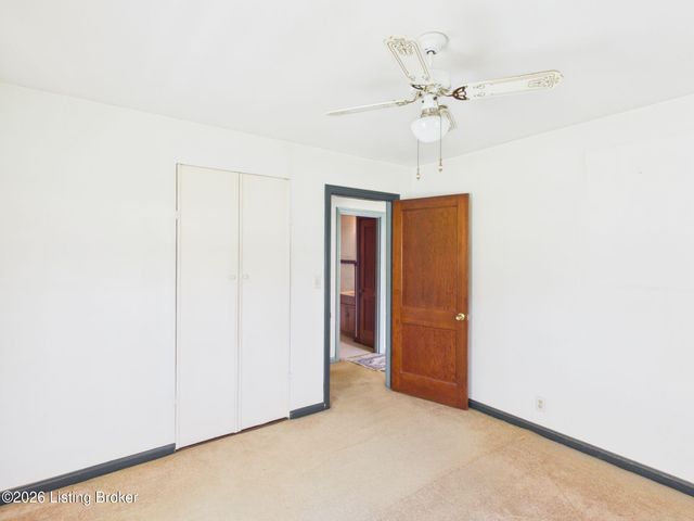 6206 Beulah Church Rd, Louisville, KY 40228