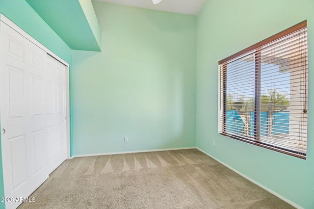 35942 N 10TH Street, Phoenix, AZ 85086