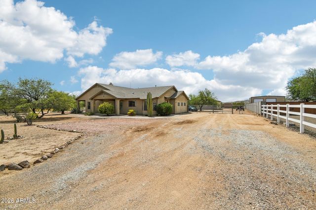 35942 N 10TH Street, Phoenix, AZ 85086