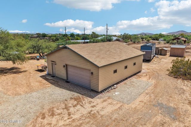 35942 N 10TH Street, Phoenix, AZ 85086
