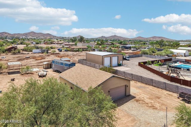 35942 N 10TH Street, Phoenix, AZ 85086
