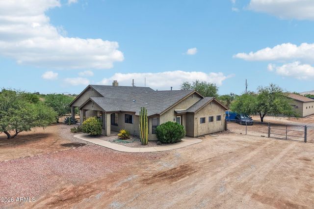 35942 N 10TH Street, Phoenix, AZ 85086