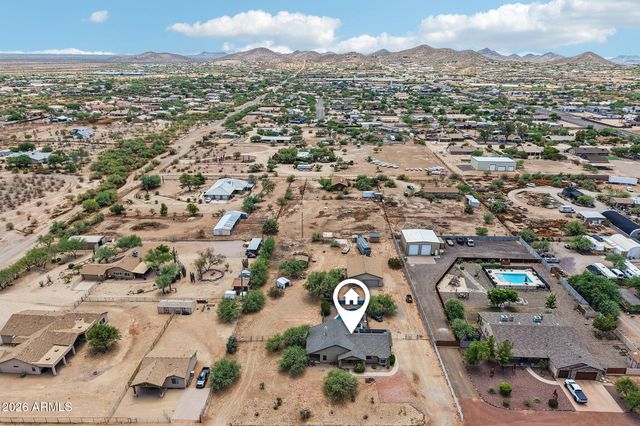 35942 N 10TH Street, Phoenix, AZ 85086