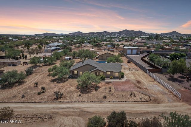 35942 N 10TH Street, Phoenix, AZ 85086