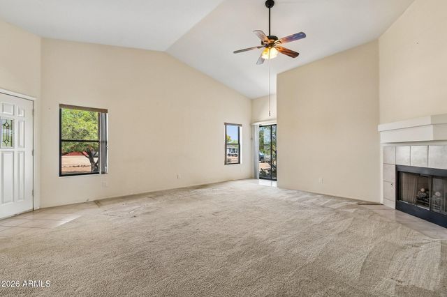 35942 N 10TH Street, Phoenix, AZ 85086
