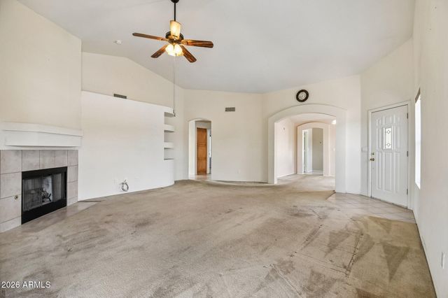 35942 N 10TH Street, Phoenix, AZ 85086