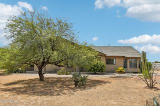 35942 N 10TH Street, Phoenix, AZ 85086