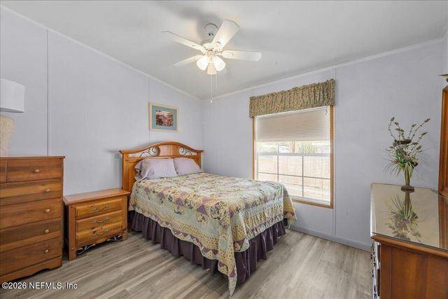 120 WATERWAY Avenue, Satsuma, FL 32189