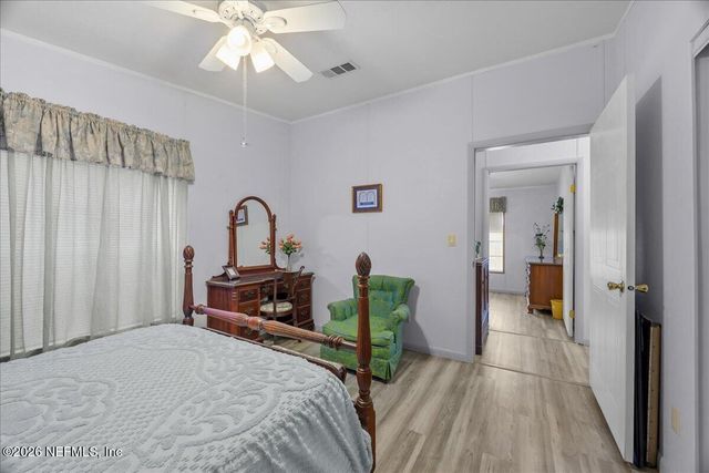 120 WATERWAY Avenue, Satsuma, FL 32189