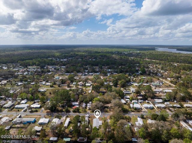 120 WATERWAY Avenue, Satsuma, FL 32189