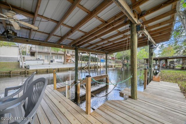 120 WATERWAY Avenue, Satsuma, FL 32189