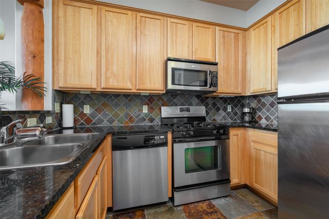 1405 VEGAS VERDES 342, Santa Fe, NM 87507