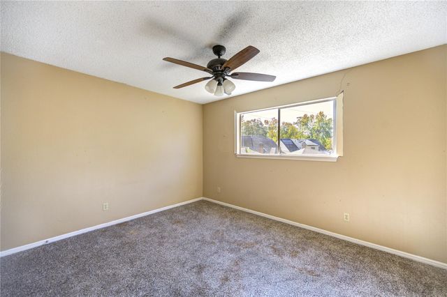 1003 Suwanee Lane, Houston, TX 77090