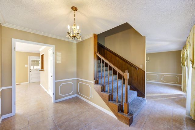 1003 Suwanee Lane, Houston, TX 77090