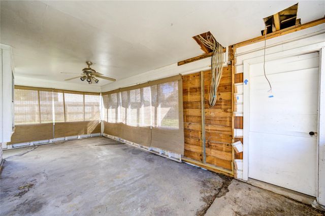 1003 Suwanee Lane, Houston, TX 77090