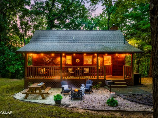 3210 Priscilla Heights Lane, Sevierville, TN 37862