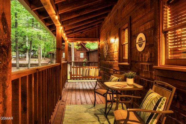 3210 Priscilla Heights Lane, Sevierville, TN 37862