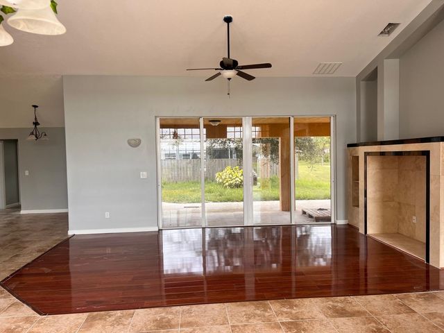 1301 SW Gahaf Ave, Port St Lucie, FL 34953