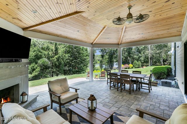 18 Saratoga Drive, Colts Neck, NJ 07722
